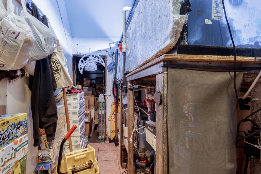 More Photos Of 176 Atlantic Ave, Brooklyn Storefront Retail Residential For Sale