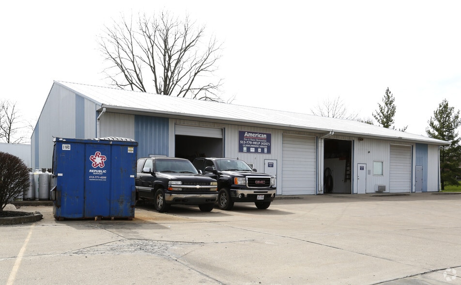 Primary Photo Of 8979-8981 Cincinnati Columbus Rd, West Chester Warehouse For Lease