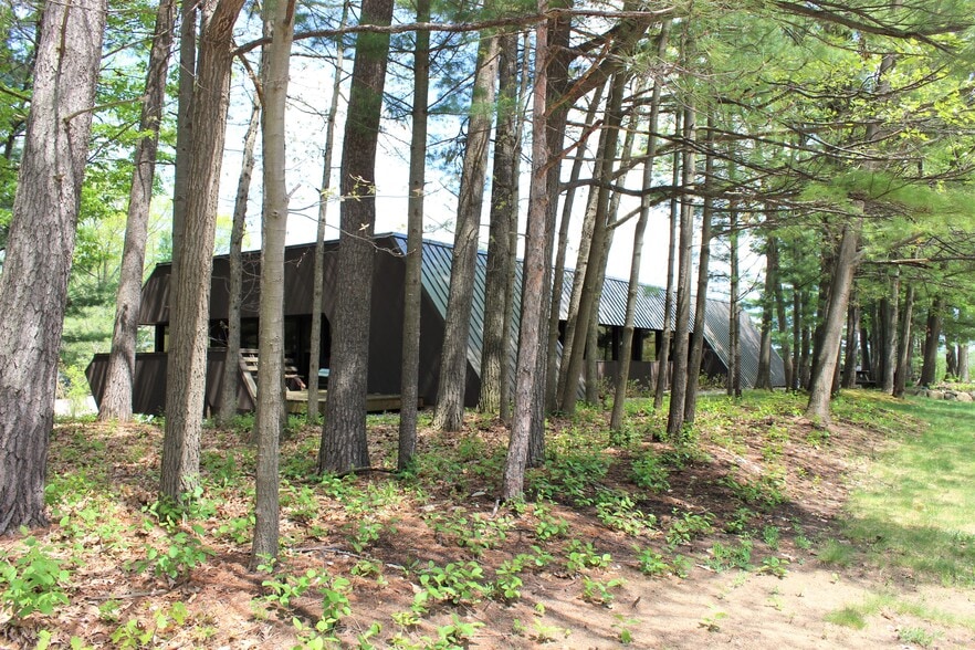 More Photos Of 201 E Seventeenth St, Traverse City Office For Lease