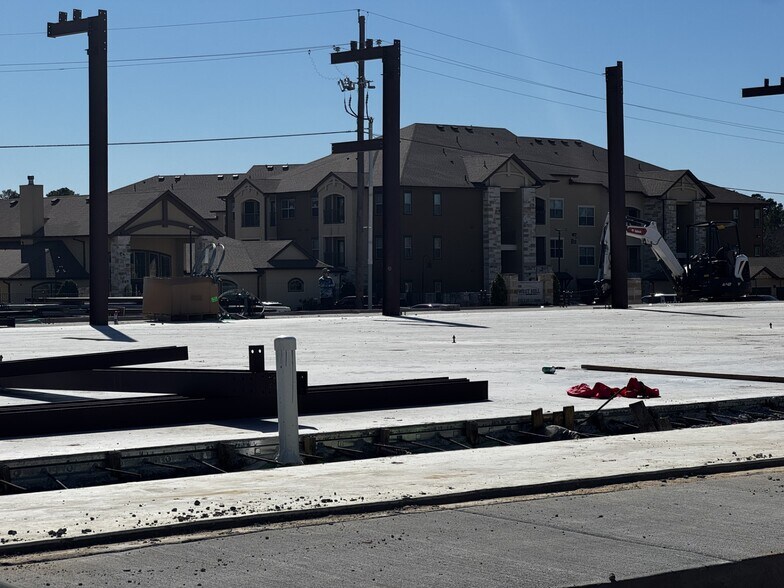 More Photos Of 146 Col Etheredge Blvd, Huntsville Storefront Retail Office For Lease