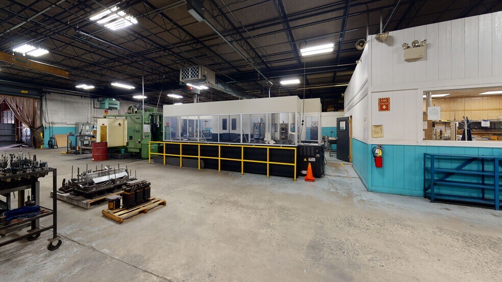 More Photos Of 1085 Industrial Blvd, Southampton Manufacturing For Sale