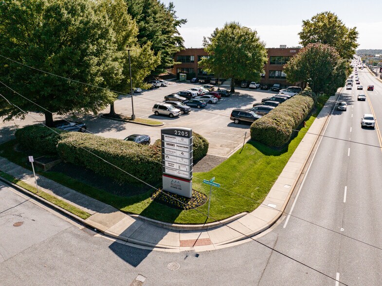 More Photos Of 2205 York Rd, Timonium Medical For Lease