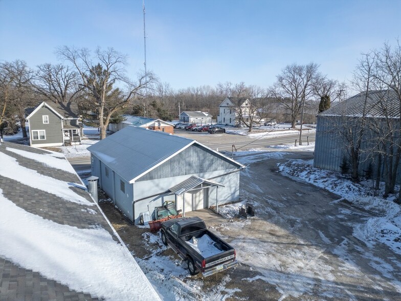 More Photos Of 1004 5th Ave, Charles City Specialty For Sale