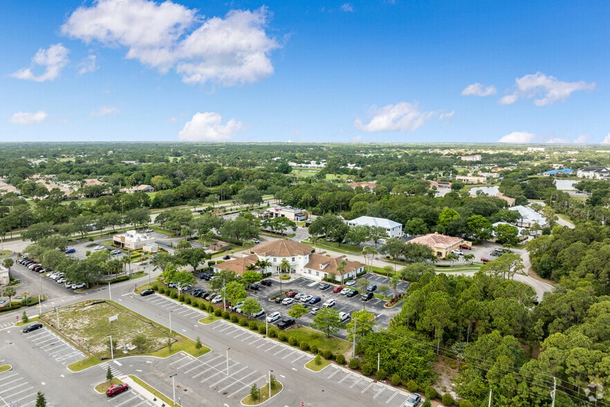 More Photos Of 145 NW Central Park Plz, Port Saint Lucie Medical For Lease