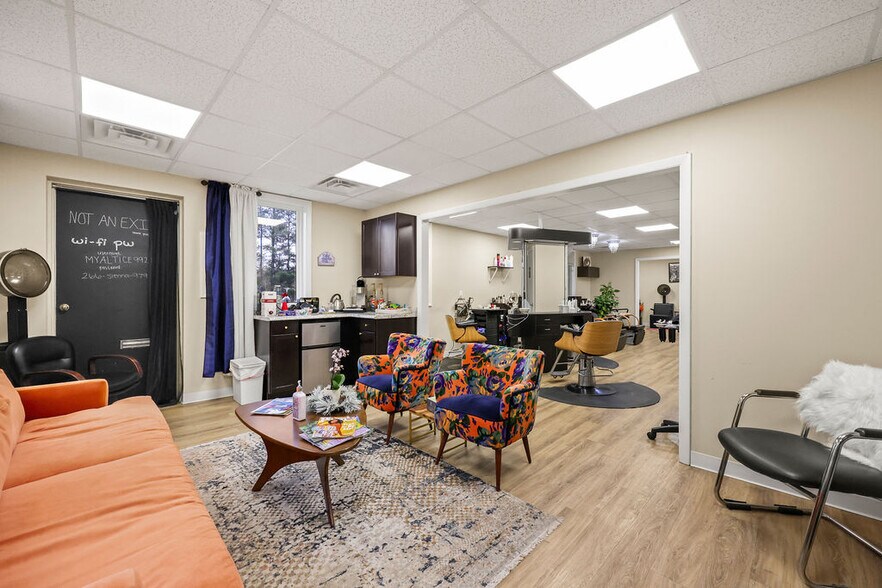 More Photos Of 1185 New Litchfield St, Torrington Medical For Sale