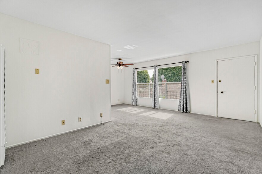 More Photos Of 904 N Spaulding Ave, Los Angeles Apartments For Sale