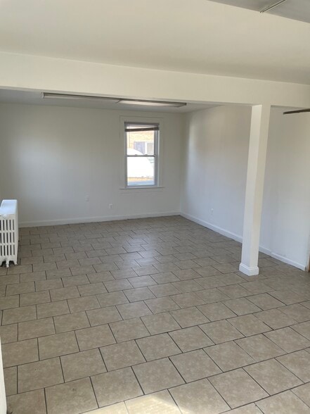 More Photos Of 2010-2012 Rhode Island Ave NE, Washington Storefront Retail Office For Lease