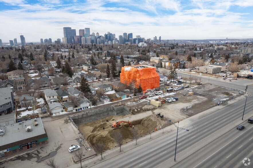 More Photos Of 425 16 Av NE, Calgary Apartments For Lease