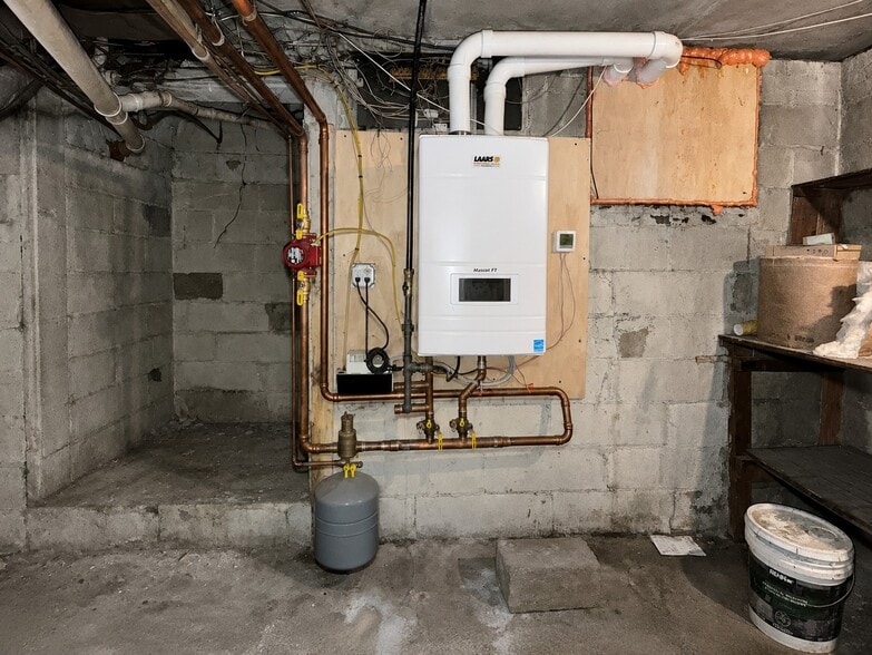 More Photos Of 147 Parkdale Ter, Rochester Apartments For Sale