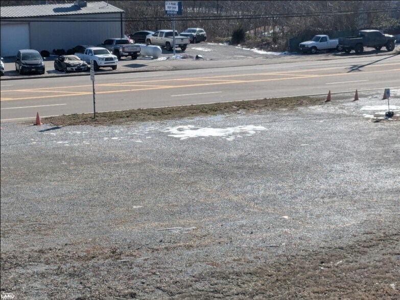 More Photos Of 1805 N Broad St, Tazewell Land For Sale