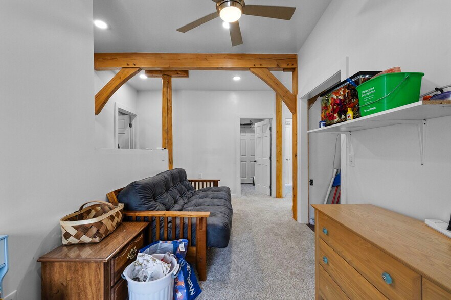 More Photos Of 180 Main St, North Woodstock Hotel For Sale