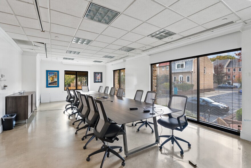 More Photos Of 413 N Lee St, Alexandria Office For Lease