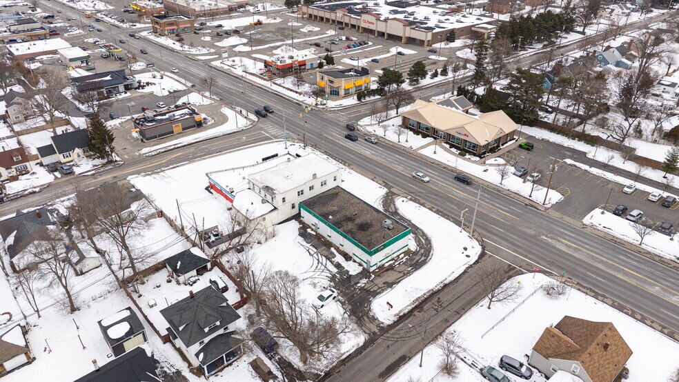 More Photos Of 3621 Dewey Ave, Rochester Service Station For Lease