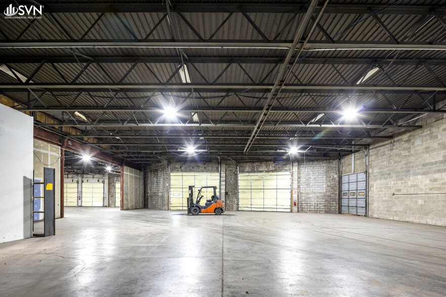 More Photos Of 1101-1115 Delaware Ave, Lexington Warehouse For Lease