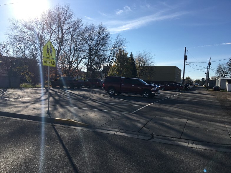 More Photos Of 390 State St N, Eden Valley Freestanding For Sale