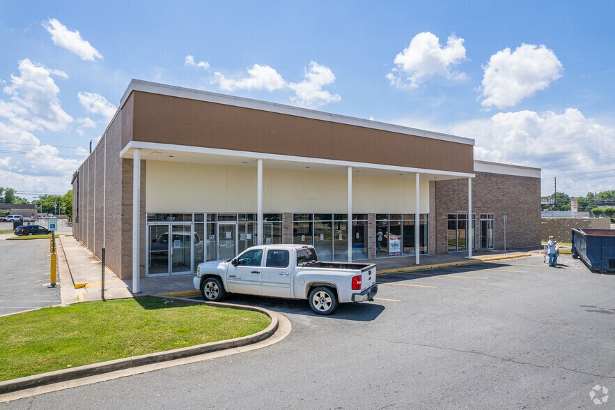 More Photos Of 1203-1295 Shreveport Barksdale Hwy, Shreveport Department Store For Sale
