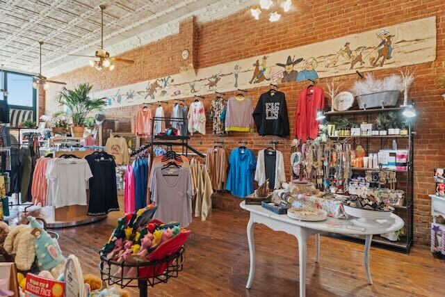 More Photos Of 113 W Main St, Watonga Storefront For Sale