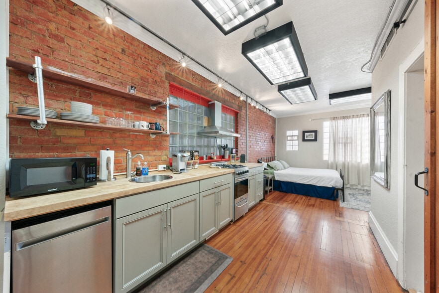 More Photos Of 114 Colorado Ave, Pueblo Apartments For Sale