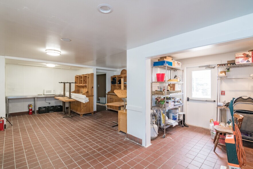 More Photos Of 154 S Mountain Rd, Northfield Schools For Sale