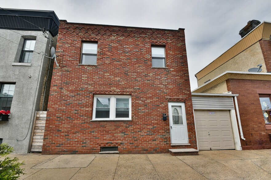 More Photos Of 2554 E Clearfield St, Philadelphia Multifamily For Sale