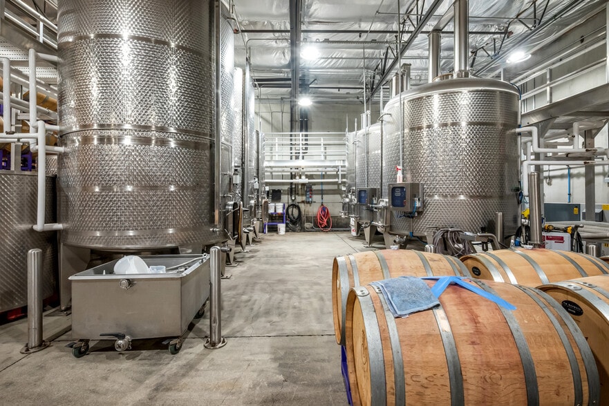 More Photos Of 9721 Kent St, Elk Grove Warehouse For Sale