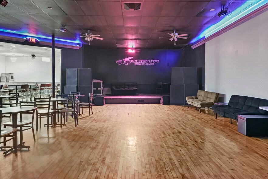 More Photos Of 4620 Tod Ave, East Chicago General Retail For Sale
