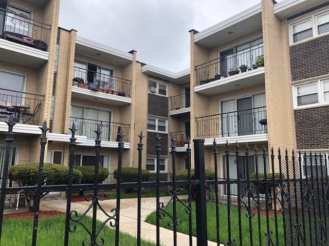 More Photos Of 3202 W 66th Pl, Chicago Apartments For Sale