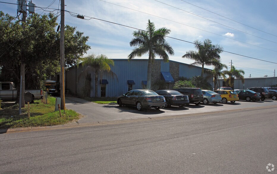 More Photos Of 11885 44th St N, Clearwater Manufacturing For Sale