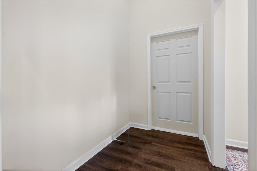 More Photos Of 1142-1148 Walker Rd, Great Falls Medical For Sale