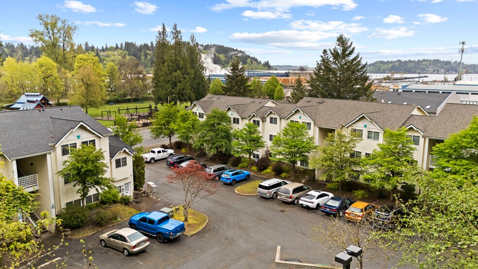 More Photos Of 215 Turner Ave, Shelton Apartments For Sale