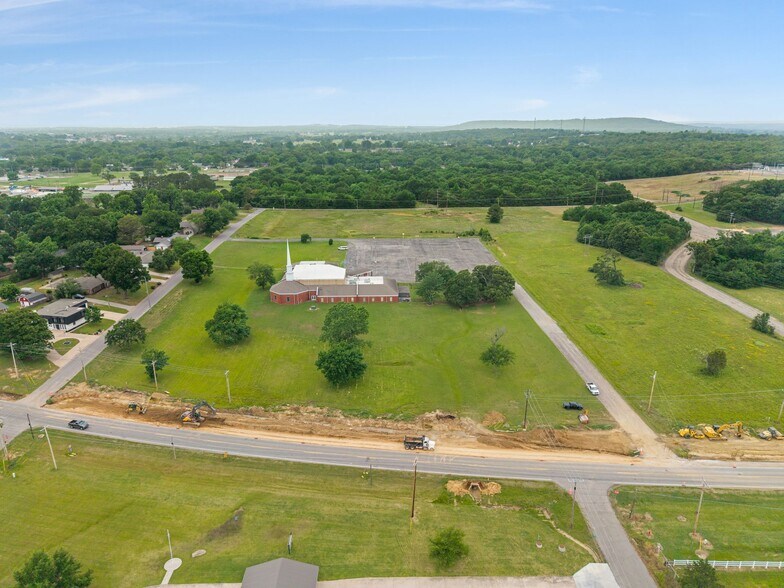 More Photos Of 1101 N Wheeler Ave, Sallisaw Religious Facility For Sale
