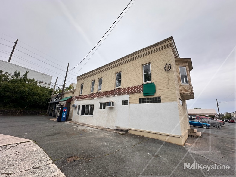 Primary Photo Of 2275 Reading Ave, Reading Storefront For Lease