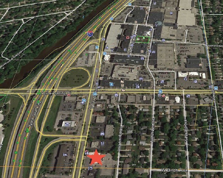 More Photos Of 5464 N Port Washington Rd, Milwaukee General Retail For Lease
