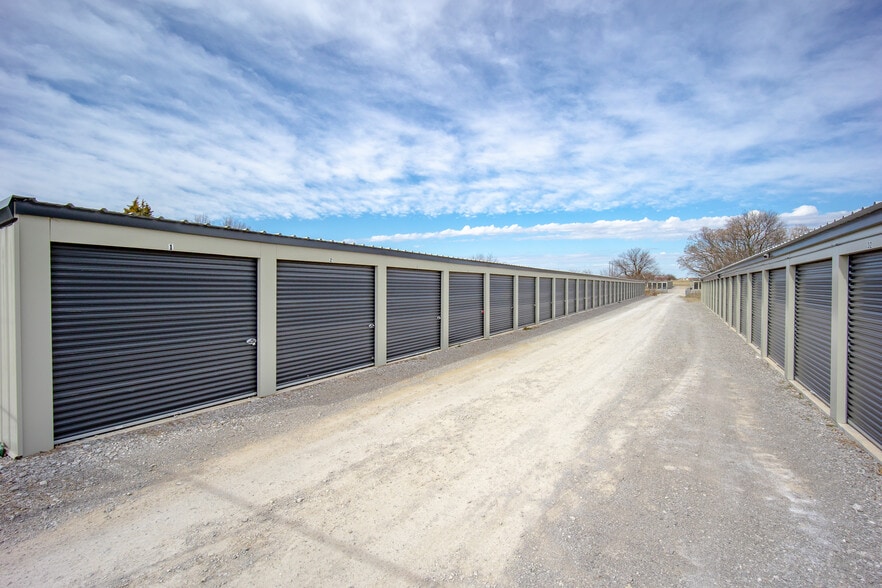 More Photos Of 6240 US Hwy 277, Elgin Industrial For Sale