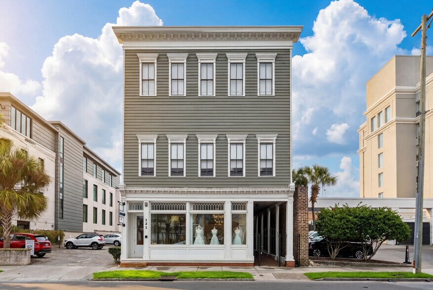 More Photos Of 121 Calhoun St, Charleston Office Residential For Lease