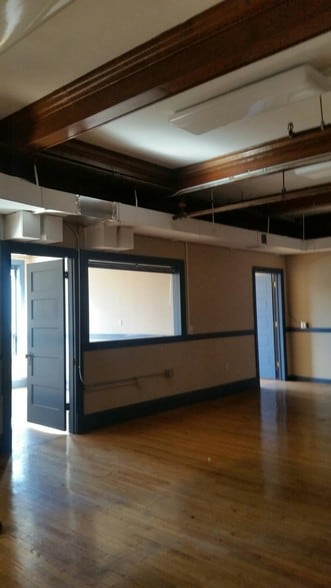 More Photos Of 31 S Main St, Concord General Retail For Sale