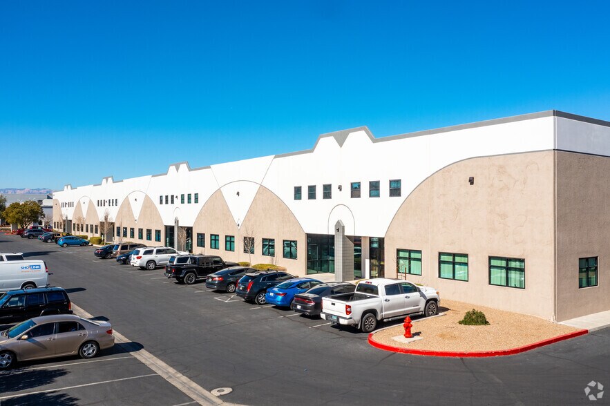 More Photos Of 6320 S Sandhill Rd, Las Vegas Unknown For Lease