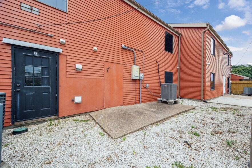 More Photos Of 1501 N Amburn Rd, Texas City Medical For Sale