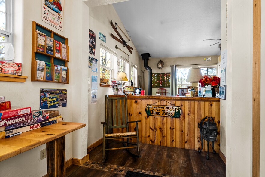 More Photos Of 2089 E White Mountain Blvd, Pinetop Hotel For Sale