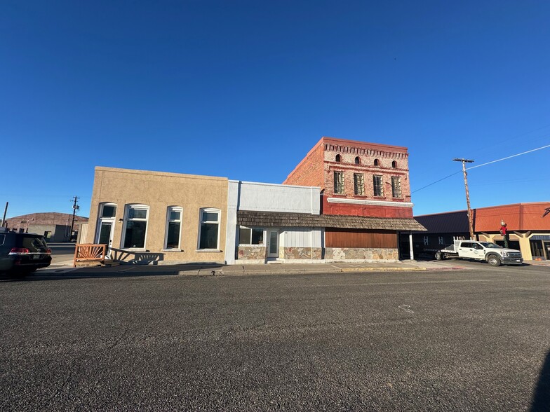 Primary Photo Of 45 N Commerical St, Glenns Ferry Storefront Retail Office For Sale