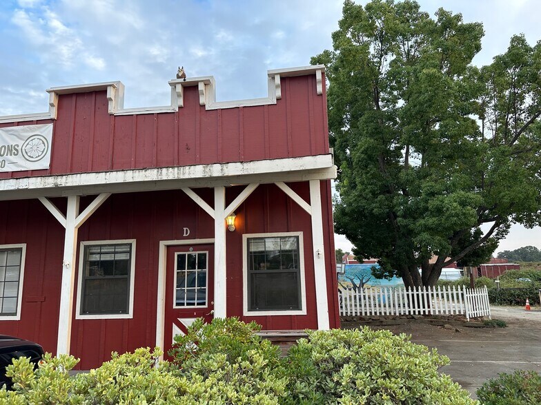 More Photos Of 2968 State Highway 49, Cool Storefront Retail Office For Lease
