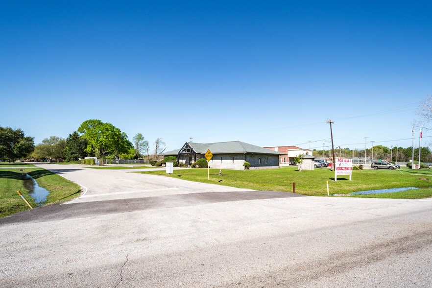More Photos Of 24707 W Hardy Rd, Spring Office For Sale