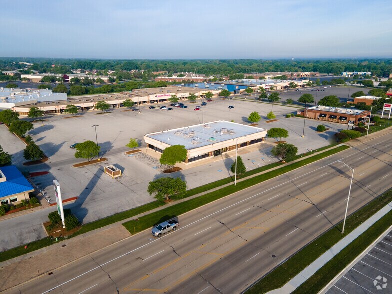 More Photos Of 13140 S Cicero Ave, Crestwood Unknown For Lease