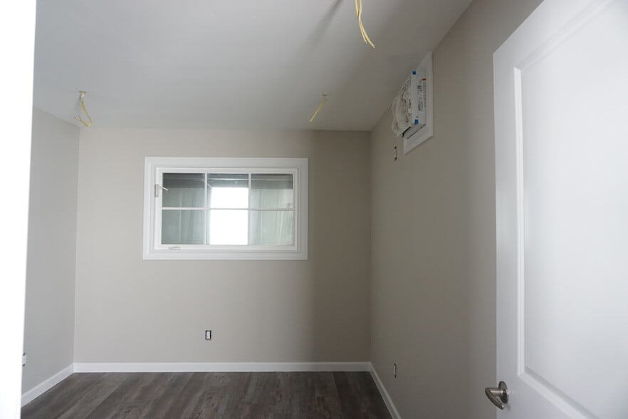 More Photos Of 5711 Clementshire St, Houston Warehouse For Lease