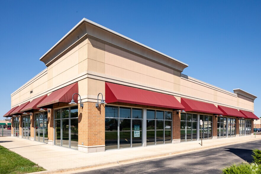 More Photos Of 2420-2430 Sycamore Rd, Dekalb Freestanding For Lease