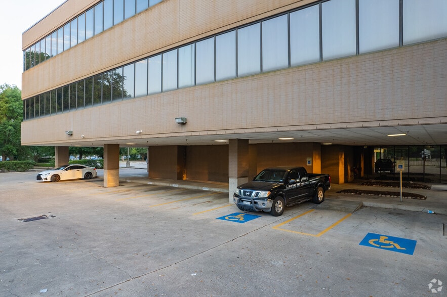 More Photos Of 5200 Hollister Rd, Houston Office For Sale