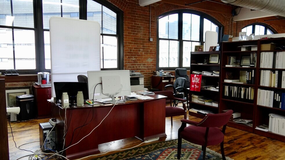 More Photos Of 1100 Sycamore St, Cincinnati Loft Creative Space For Lease