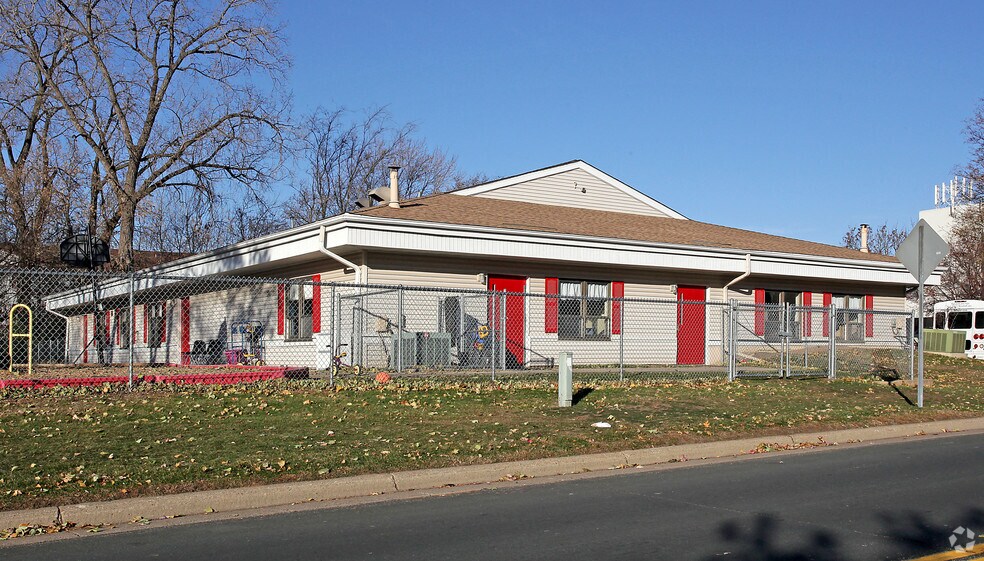 More Photos Of 2036 County Road D E, Maplewood Daycare Center For Sale