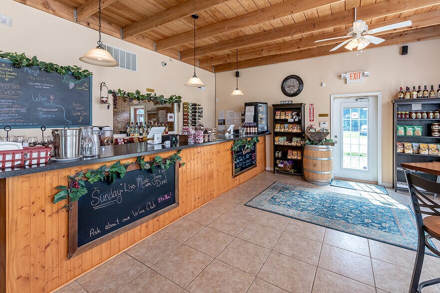 More Photos Of 314 Richwood Rd, Monroeville Winery Vineyard For Sale