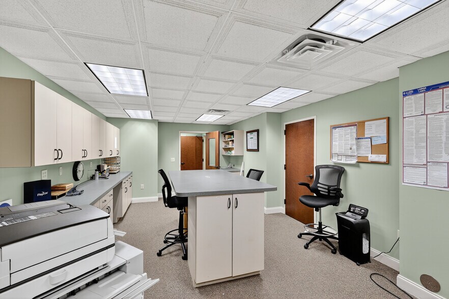 More Photos Of 12324 Hampton Way Dr, Wake Forest Office For Lease